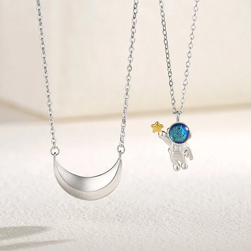 Starpicker Astronaut Couple Necklaces - Image 4