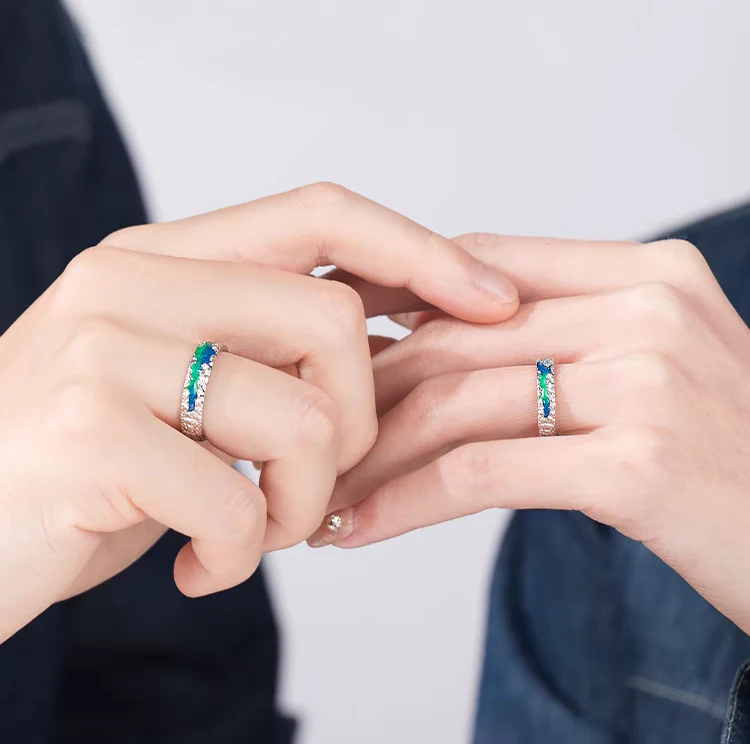 Aurora Dreamy Gradient Starry Sky Matching Rings - Image 5