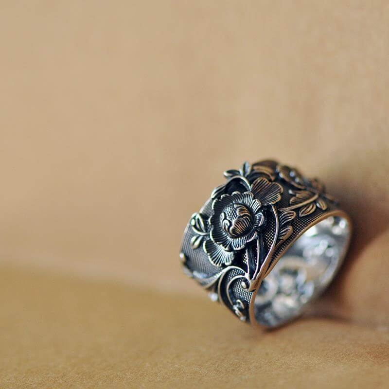 14mm Peony Flower Band Ring - Image 5