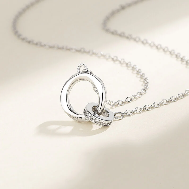 Interlocking Circle Matching Necklaces - Image 3