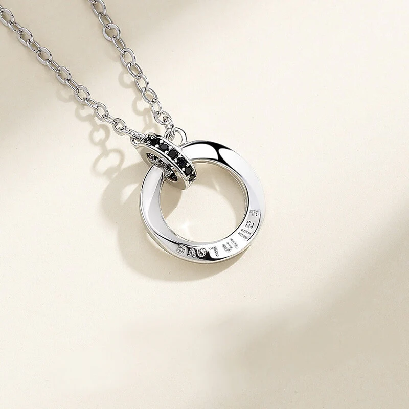 Interlocking Circle Matching Necklaces - Image 4
