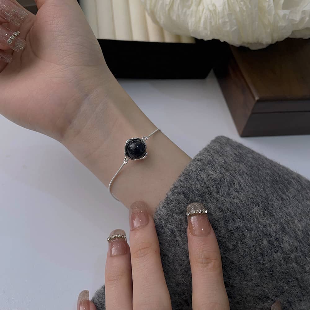 Irregular Tiger's Eye/Black Onyx Snake Chain Bracelet - Image 4