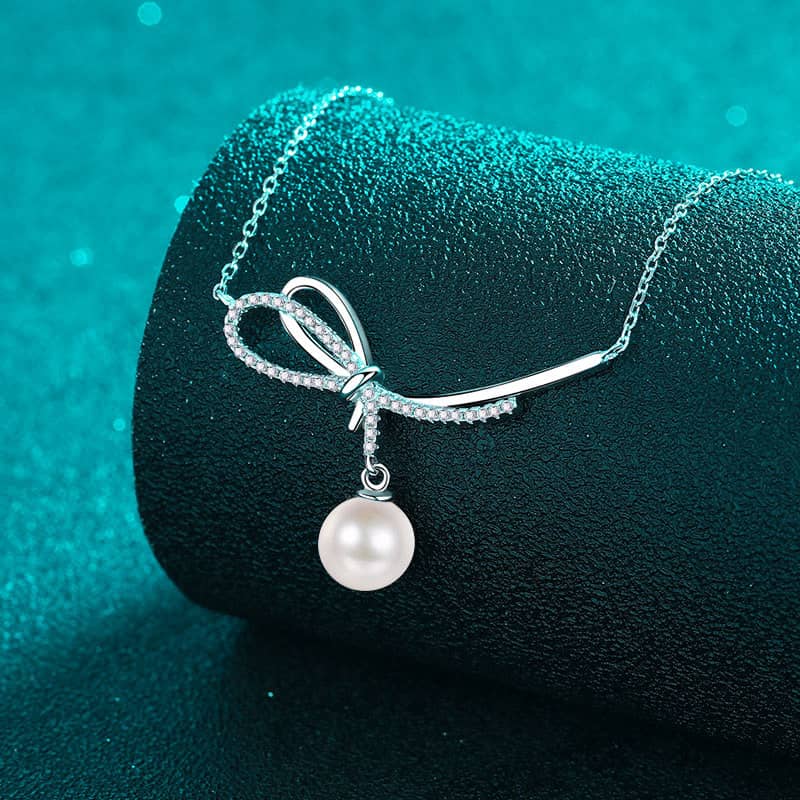 Moissanite Big Bow with Freshwater Pearl Necklace - Image 3