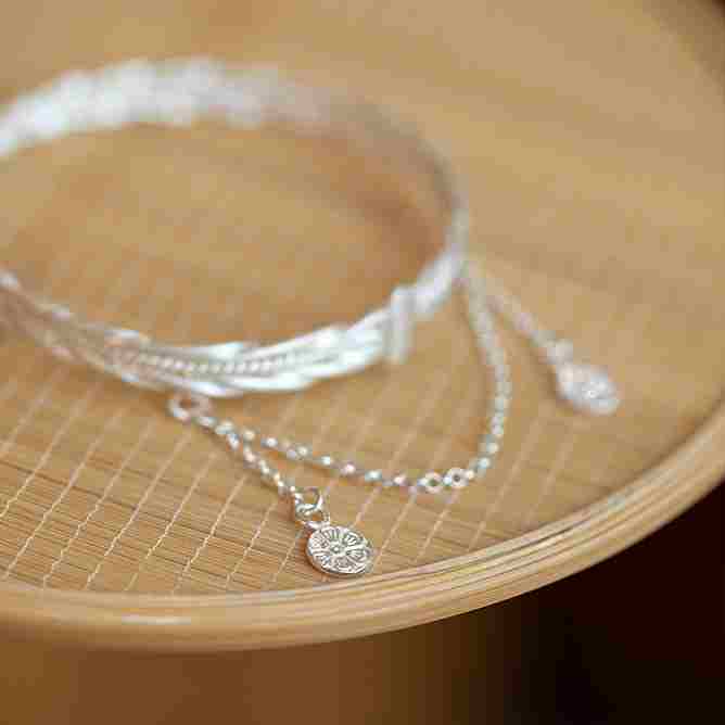 Old Style Handmade Bracelet - Image 4