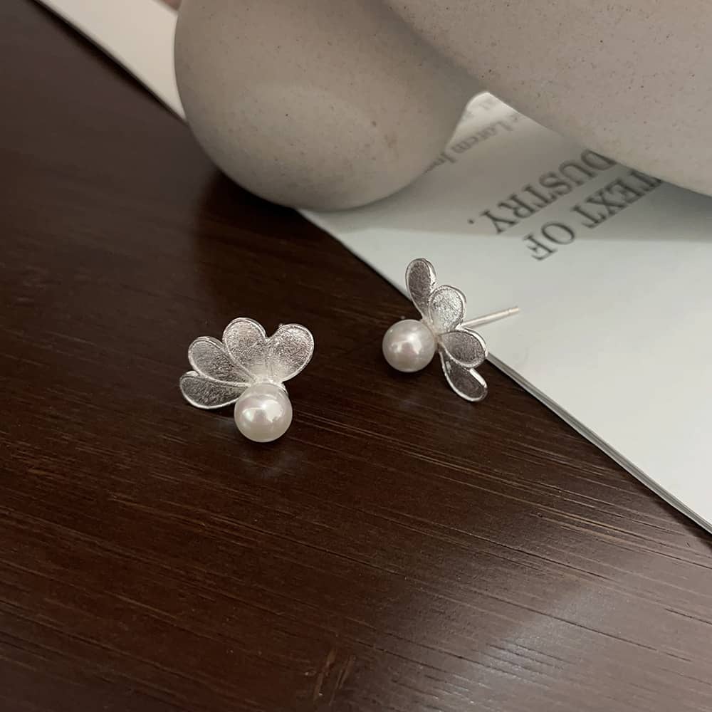 Petal Pearl Stud Earrings - Image 5