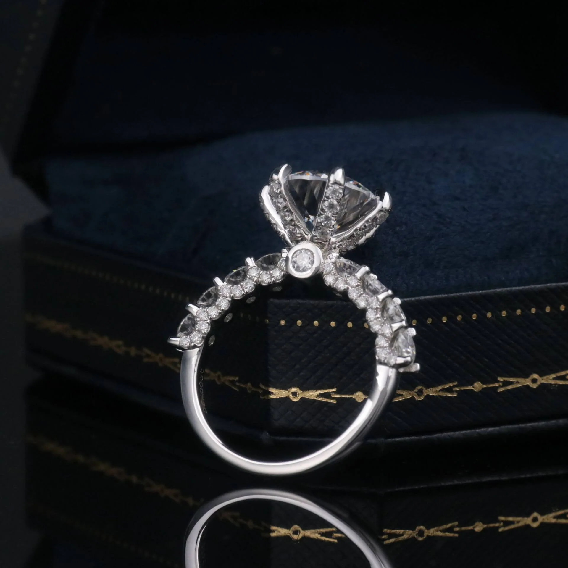 Six Prong Hearts & Arrows Cut Luxury Moissanite Ring - Image 5