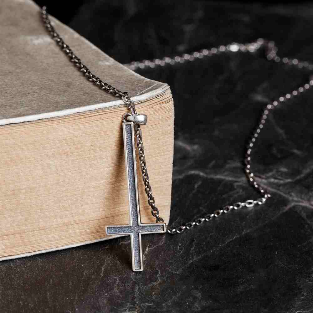 Vintage Silver Inverted Cross Necklace - Image 3