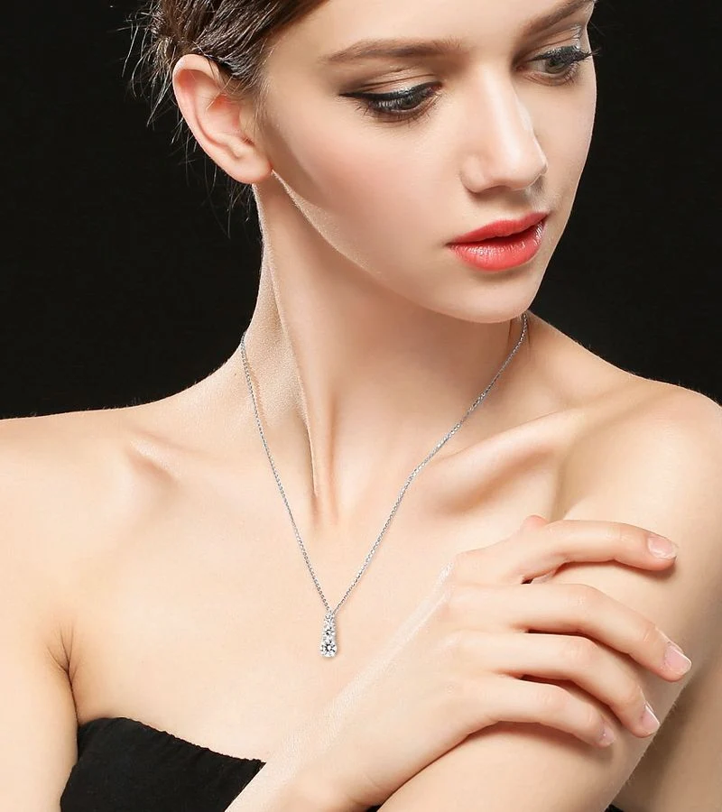 Waterdrop Three-stone Setting Necklace - Image 3