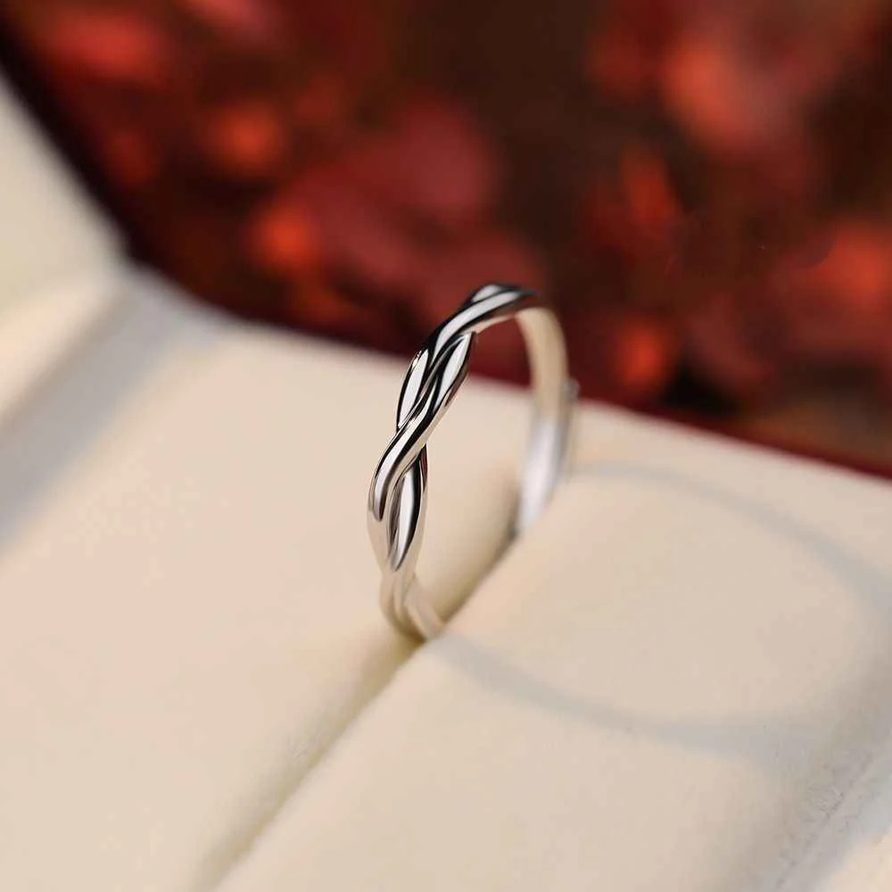Wedding Rings His and Hers Matching Sets - Mobius Ring - Image 5